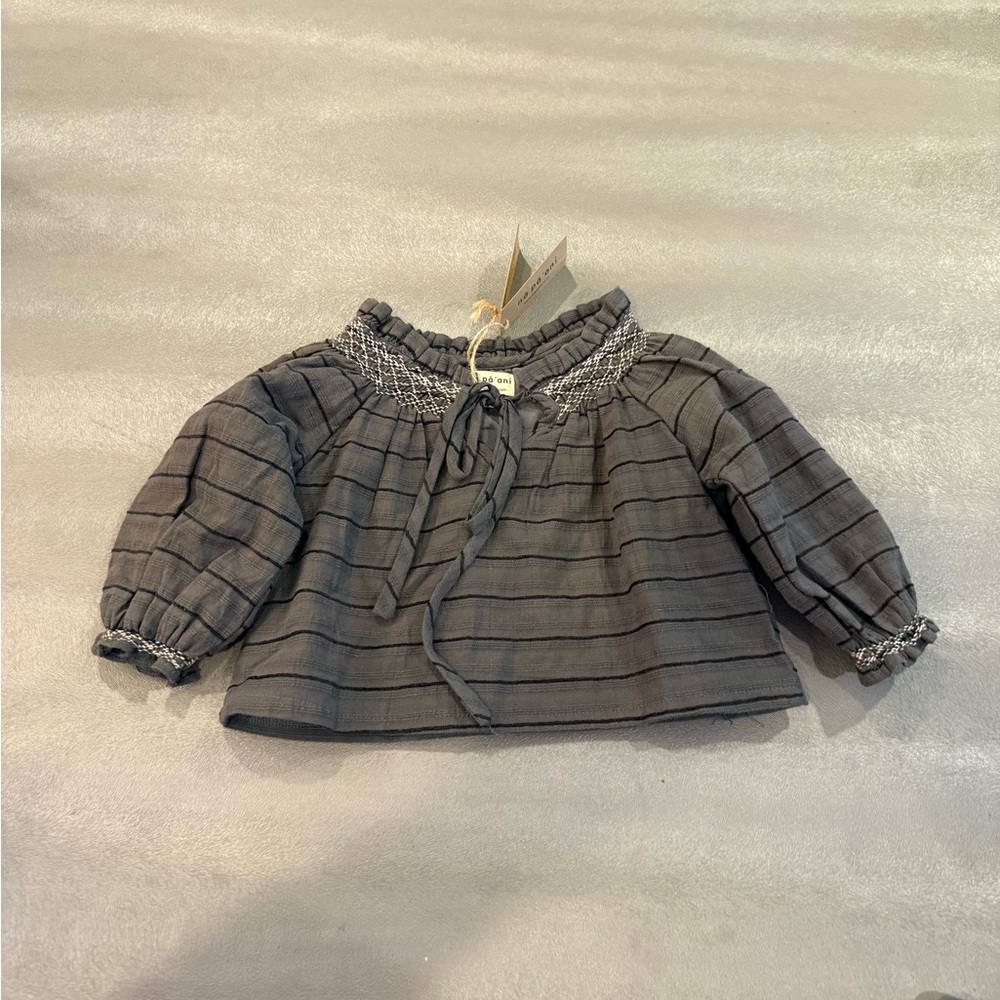 Na Pa ani Gray Striped Kids Top. Size 18-24 months